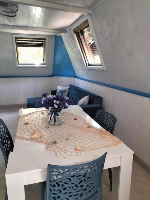 Sea Side Attic Apartment Rosolina Mare Bagian luar foto
